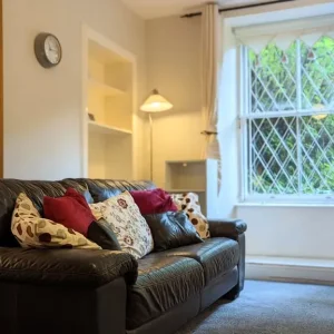 1 Bed flat, East London Street - Image 7