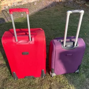 Two Suitcases ONLY £1 THE PAIR - Image 4