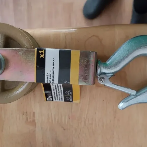 Diall Zinc-plated 1 wheel Pulley, 80mm diameter.