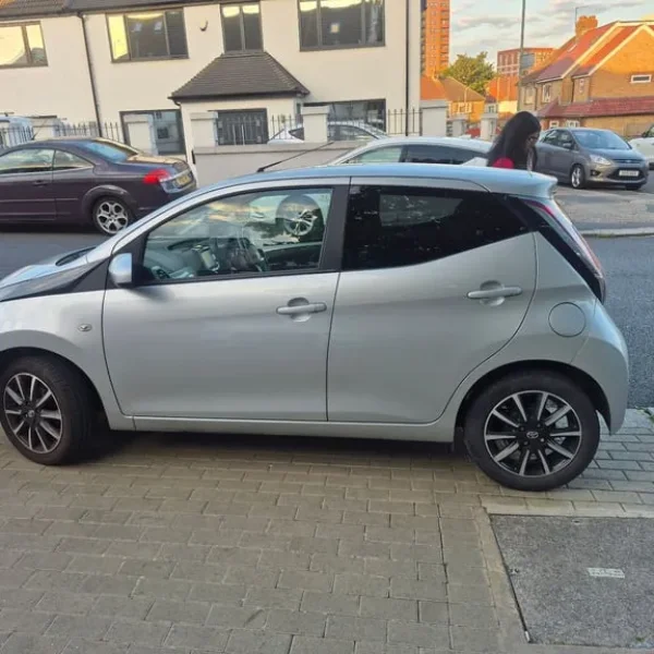 Toyota, AYGO, Hatchback, 2017, Semi-Auto, 998 (cc), 5 doors