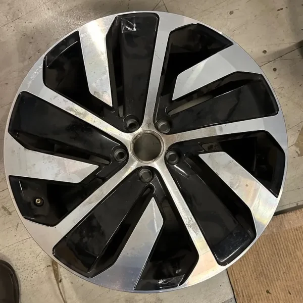 Vw arteon alloy wheel