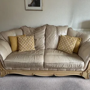 FREE 3 Piece Sofa Suite - Image 3
