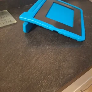 2 x Kids i Pad Pro Rubber Case. With Handle.Blue. Handle folds into raised angle support. - Image 3