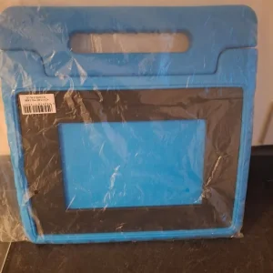 2 x Kids i Pad Pro Rubber Case. With Handle.Blue. Handle folds into raised angle support. - Image 5