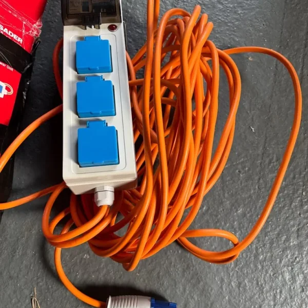 Crusader mains hook up 240v