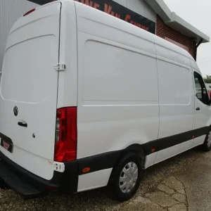 £ 84 A WEEK - 2022 MERCEDES SPRINTER 315 CDI L2H3 MWB VAN 150 HP !! FSH EU6 - Image 4