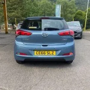 2016 Hyundai i20 1.2 SE Euro 6 5dr HATCHBACK Petrol Manual - Image 5