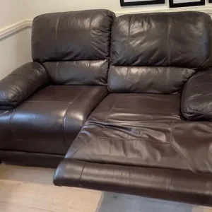 2 Seater Chocolate Brown Leather Sofa with manual recliner - Image 2