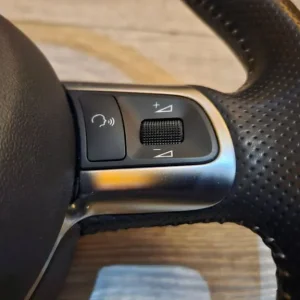 Audi S3 flat bottom steering wheel - Image 3