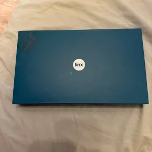 Windows 10 tablet - Image 2