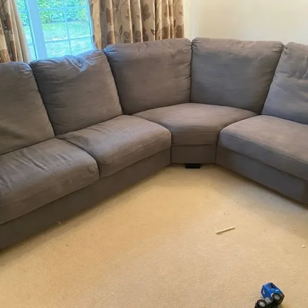 LARGE GREY FABRIC 8 SEATER CORNER SOFA ,VERY GOOD USED CONDITION PURCHASED LAST YEAR ,DELIVERY