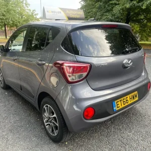 2017 Hyundai i10 1.2 Premium 5dr HATCHBACK Petrol Manual - Image 5