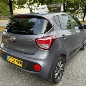 2017 Hyundai i10 1.2 Premium 5dr HATCHBACK Petrol Manual - Image 7