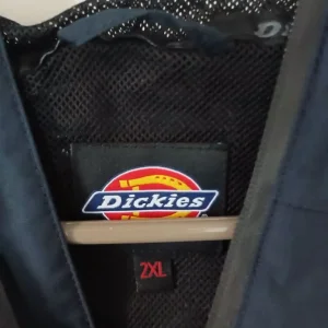 Dickies waterproof jacket - Image 4