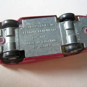 Matchbox Superfast Ferrari Berlinetta 75 - Image 2