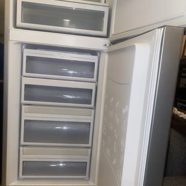 Hotpoint fridge freezer