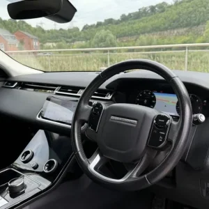 2018 Land Rover Range Rover Velar 2.0 D180 SUV 5dr Diesel Auto 4WD Euro 6 (s/s) (180 ps) ESTATE D... - Image 2