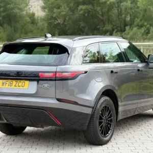 2018 Land Rover Range Rover Velar 2.0 D180 SUV 5dr Diesel Auto 4WD Euro 6 (s/s) (180 ps) ESTATE D... - Image 7