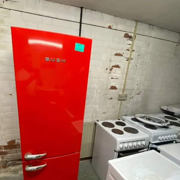 📲STUNNING RED FROST FREE BUSH 6FT FRIDGE FREEZER
