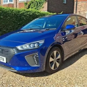 2019 Hyundai IONIQ 1.6 h-GDi 8.9kWh Premium SE DCT Euro 6 (s/s) 5dr Hatchback Hybrid Automatic - Image 2