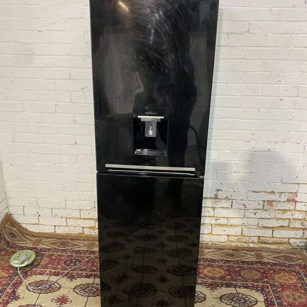 🚚Beko Black Water Dispenser 50/50 Fridge Freezer