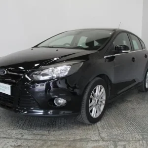 FORD FOCUS 1.6 Titanium Powershift Euro 5 5dr 2012 - Image 2