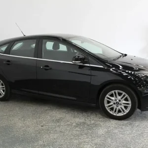FORD FOCUS 1.6 Titanium Powershift Euro 5 5dr 2012 - Image 4