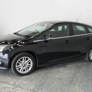 FORD FOCUS 1.6 Titanium Powershift Euro 5 5dr 2012 - Image 5