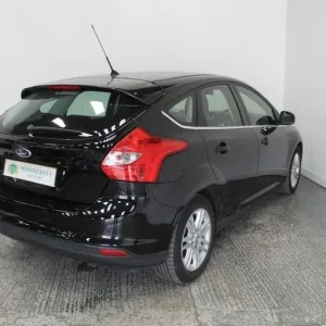 FORD FOCUS 1.6 Titanium Powershift Euro 5 5dr 2012 - Image 8