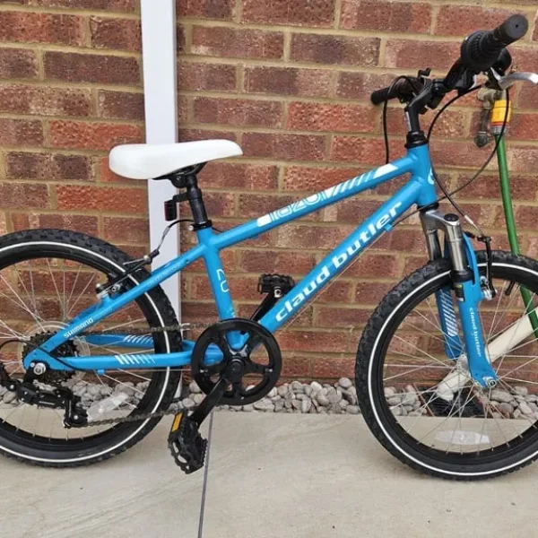 Girl’s Claud Butler bike, 11” frame