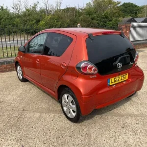 2012 Toyota AYGO 1.0 Aygo VVT-i Fire AC 5dr Hatchback Petrol Manual - Image 4