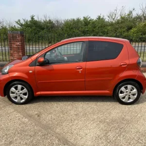 2012 Toyota AYGO 1.0 Aygo VVT-i Fire AC 5dr Hatchback Petrol Manual - Image 7