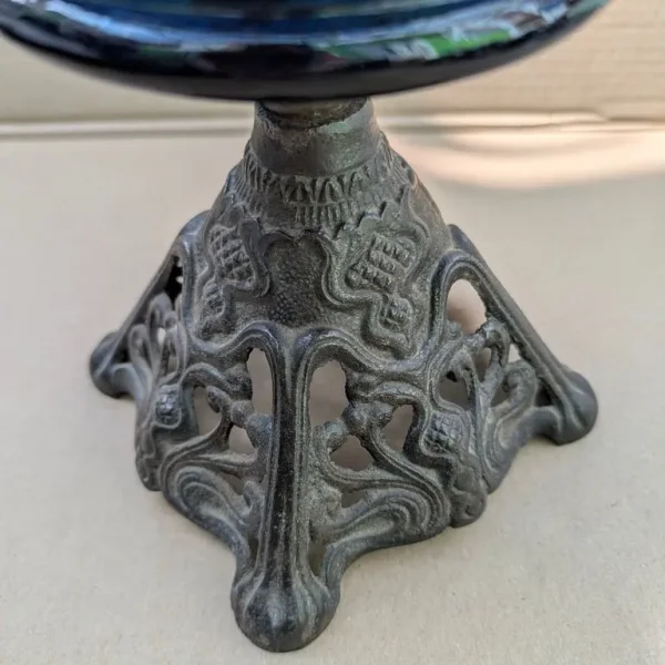 Queen Anne oil lamp