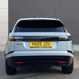 2025 Land Rover Range Rover Velar 2.0 D200 MHEV Dynamic SE 5dr Auto Diesel Estate Estate Diesel A... - Image 6