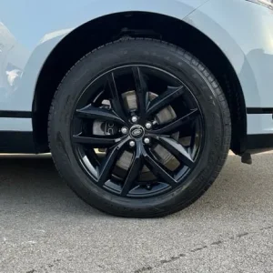 2025 Land Rover Range Rover Velar 2.0 D200 MHEV Dynamic SE 5dr Auto Diesel Estate Estate Diesel A... - Image 8