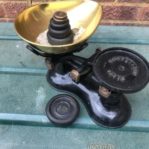 Vintage Boots Nottingham Scales with Brass Bowl. - Image 8