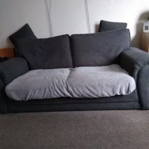Grey fabric sofa - Image 2