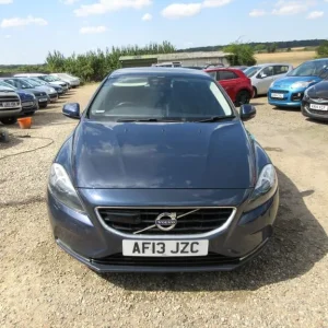2013 Volvo V40 D3 SE Lux Nav 5dr Geartronic HATCHBACK Diesel Automatic - Image 2