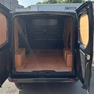 2023 Renault Trafic Swb Diesel SL30 Blue dCi 150 Extra Sport Van Van Diesel Manual - Image 3