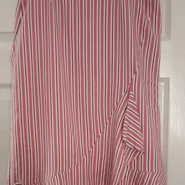 Women's Ted Baker skirt size 2