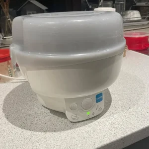 £10 Mam Electric Steriliser