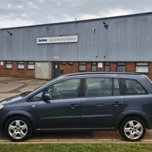 2010 Vauxhall Zafira 1.6i Exclusiv 5dr MPV - Image 8