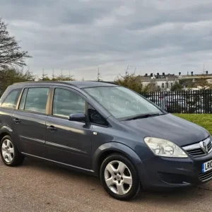 2010 Vauxhall Zafira 1.6i Exclusiv 5dr MPV