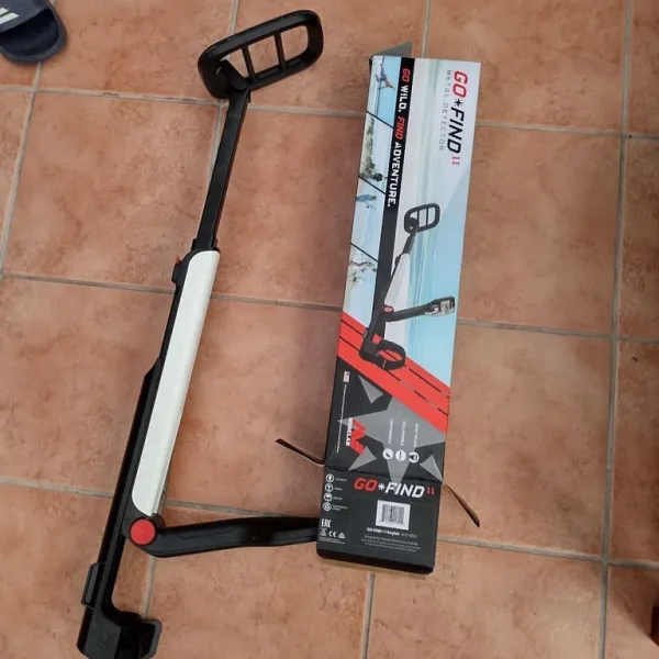 minelab go find 11 metal detector