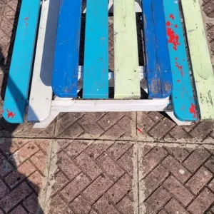 Kids pinic table - Image 2