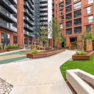 Canary Wharf 2 bedroom flat - Image 6