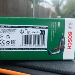 Bosch IXO 7 Cordless Screwdriver - Image 2