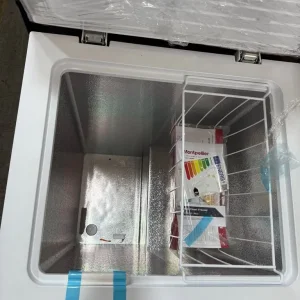 MONTPELLIER 99L WHITE CHEST FREEZER-OK FOR OUTBUILDING-NEW/BOXED - Image 4