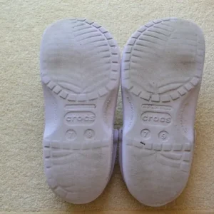 Crocs Classic Clog Kids Girls Purple / Lavender - Size UK 6-7 - Image 4