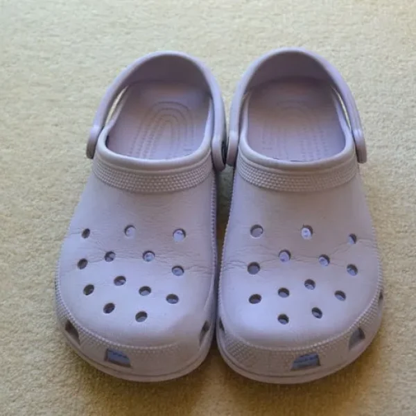 Crocs Classic Clog Kids Girls Purple / Lavender - Size UK 6-7